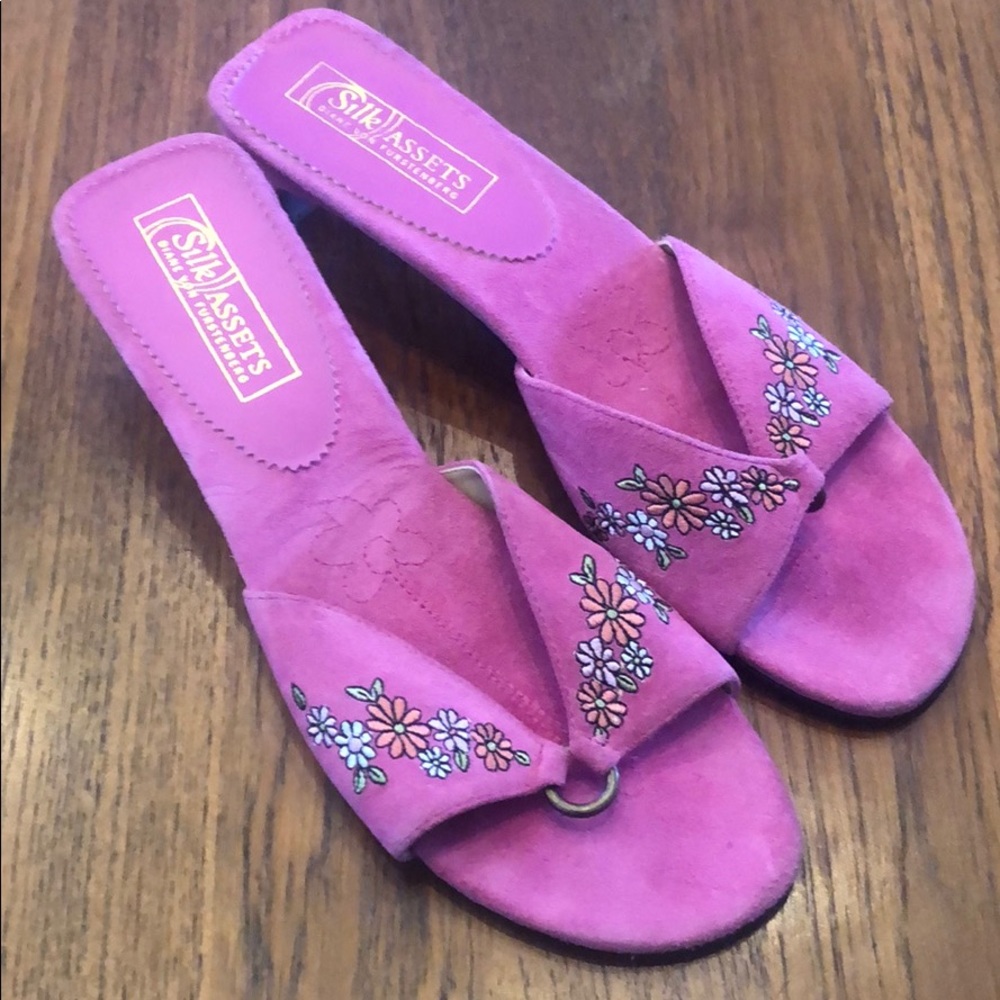 Diane Von Furstenberg sandals Size 8 1/2 (8.5)